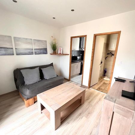 Delille Pere Et Fils Apartamento Albertville Exterior foto
